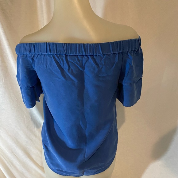 H&M Off-The-Shoulder Top - Picture 3 of 7